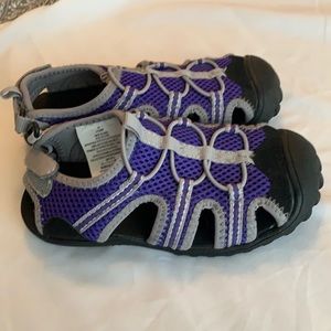 NWOT Old Navy Water Sandals - girls size 11